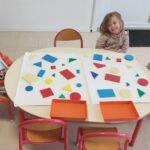 Activités en Petite Section de Maternelle: Atelier sur les formes simples, retrouver les silhouettes